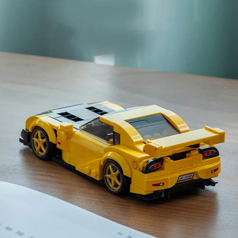 Mazda RX-7 | Red Suns